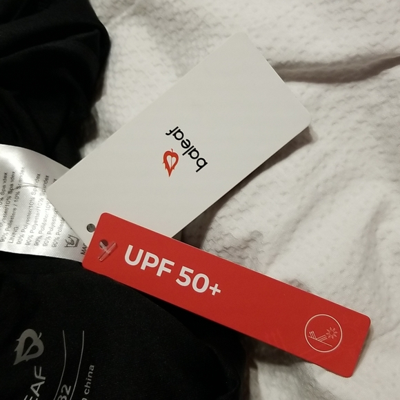 NWT BALEAF ATHLETIC TRAINING ADJUSTABLE STRAP CHLORINE RESISTANCE - Picture 10 of 15